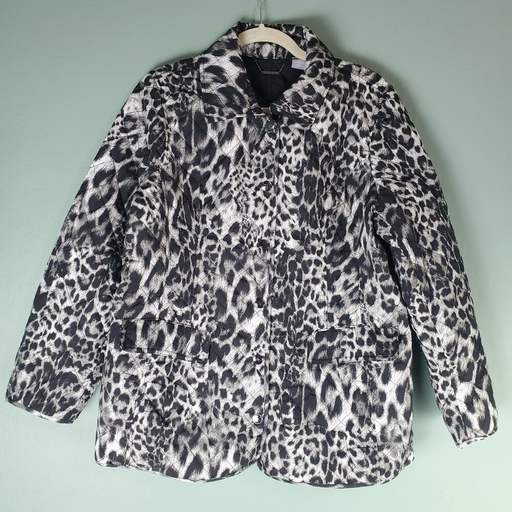 Chico's Womens Quilted Snow Leopard Long Sleeve Snap Button Jacket Size 2 Large